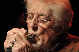 John Mayall, pionnier du blues britannique, mort à 90 ans